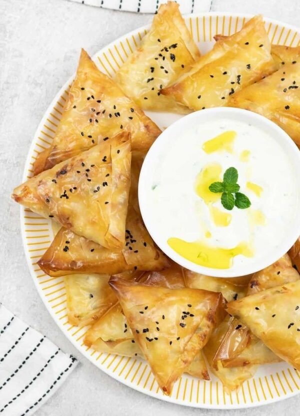 Cheese Samosa ● piece
سمبوسة جبنة - Image 2