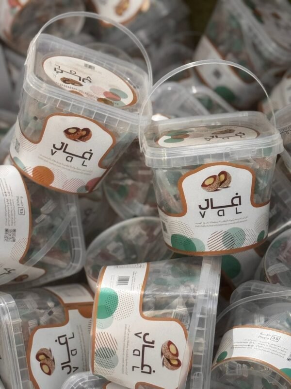 V A L: Date balls stuffed with tahini 
 فال: كرات تمر محشوة بالطحينة - Image 15