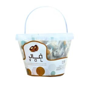 V A L: Date balls stuffed with tahini فال: كرات تمر محشوة بالطحينة