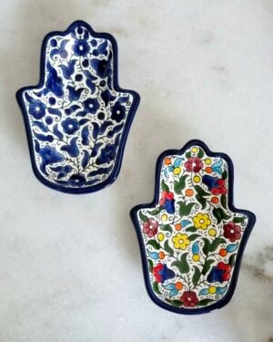 Hand-made ceramic (Hand Plate)   كف صحن سيراميك مصنوع يدويا